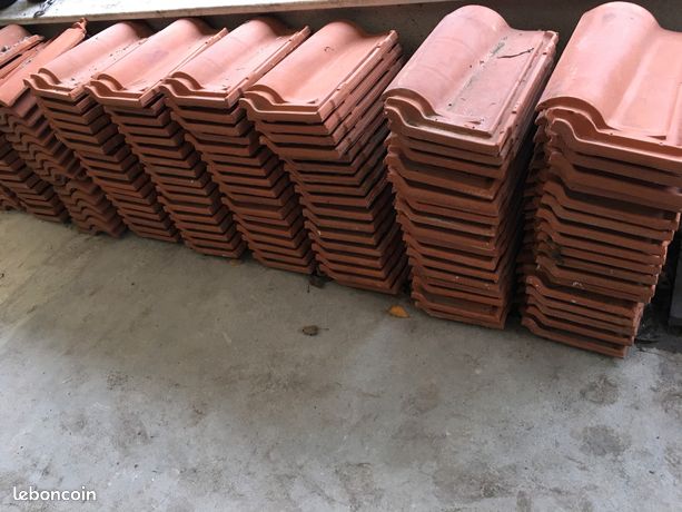 découvrez la tuile gr 13, une solution esthétique et durable pour vos projets de couverture. offrant une excellente résistance aux intempéries et une variété de couleurs, la tuile gr 13 allie performance et élégance pour sublimer votre habitat.