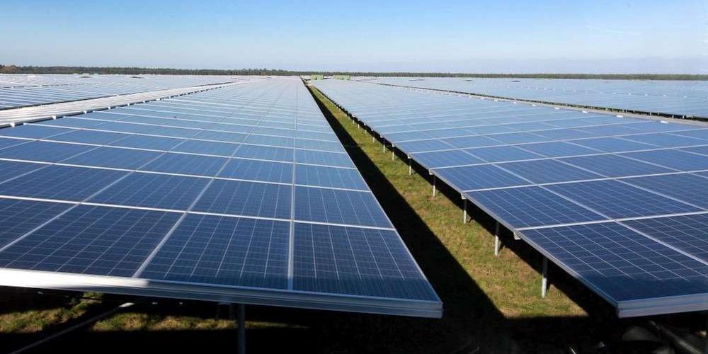 découvrez les avis sur les panneaux photovoltaïques pour prendre une décision éclairée sur votre investissement en énergie solaire. informez-vous sur les performances, les coûts et l'impact environnemental des solutions photovoltaïques.