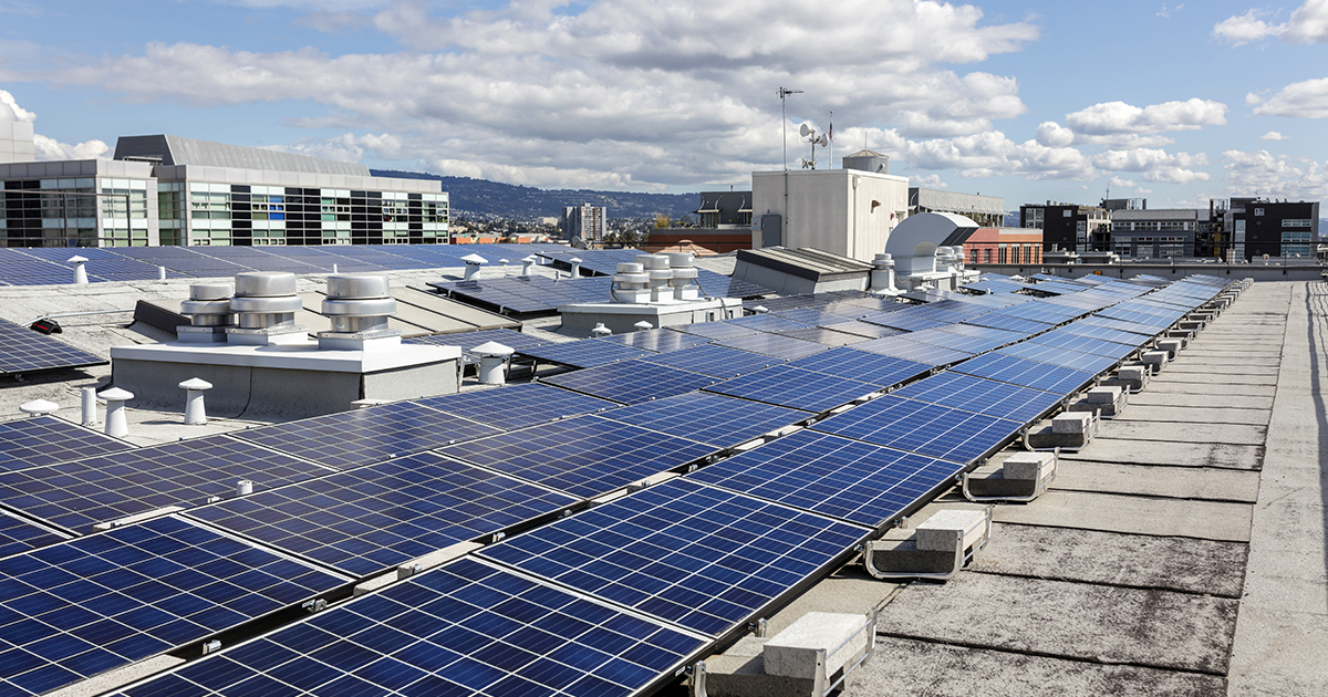 découvrez notre guide photovoltaïque complet pour tout savoir sur l'énergie solaire, les systèmes d'installation, les avantages écologiques et économiques, ainsi que des conseils pratiques pour optimiser votre consommation d'énergie.