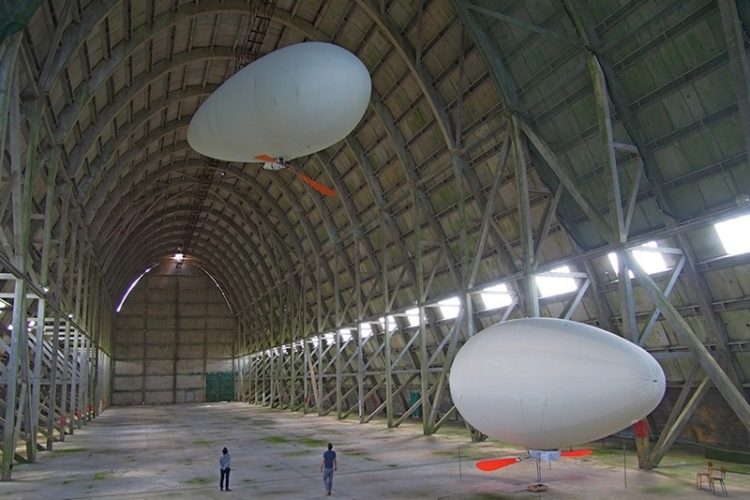 découvrez notre hangar polyvalent, idéal pour le stockage, l'organisation d'événements ou la mise en place d'ateliers. profitez d'un espace fonctionnel et adaptable, conçu pour répondre à tous vos besoins.