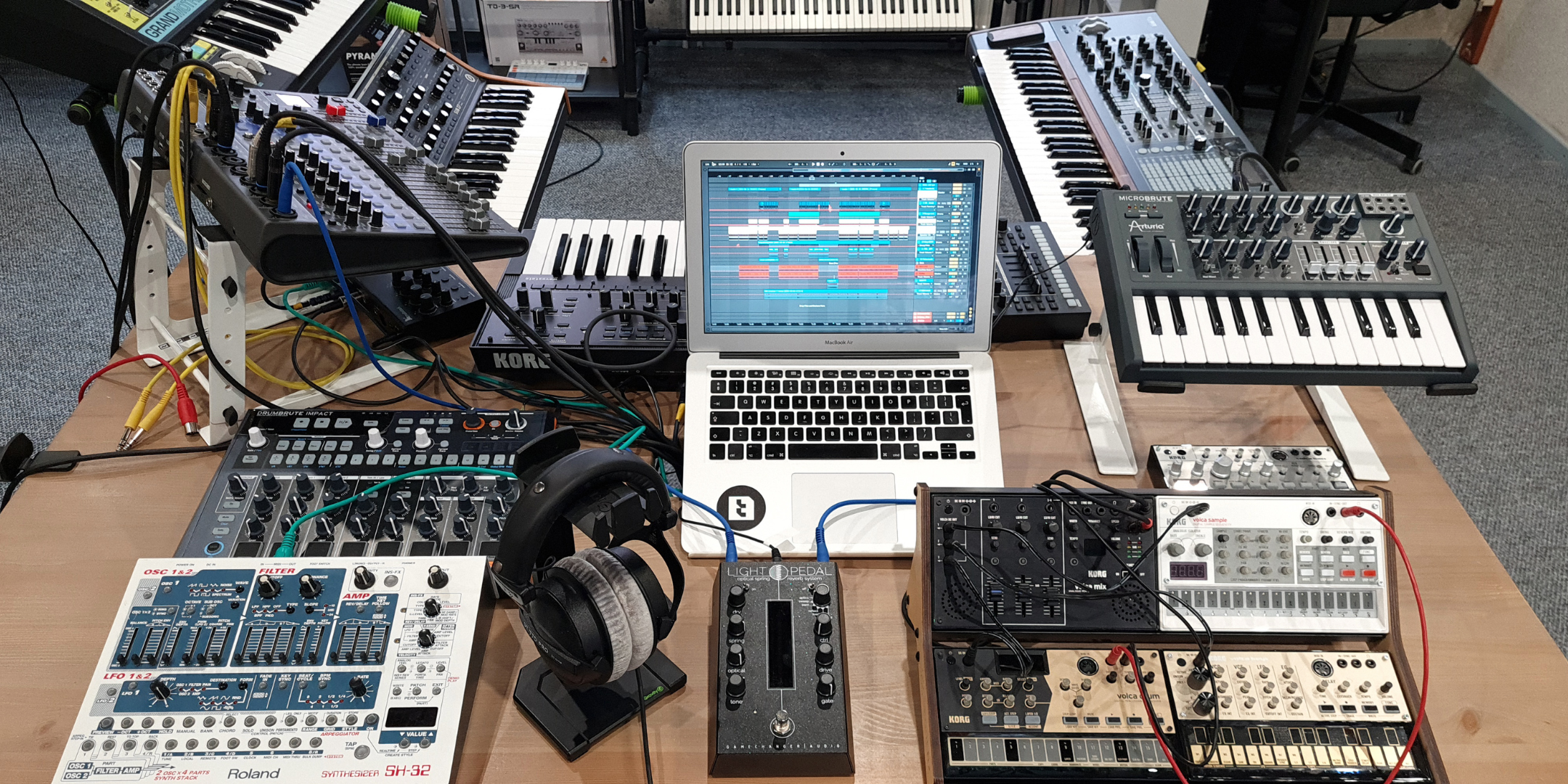 découvrez l'impact des législations sur les matériaux dans notre analyse approfondie. explorez comment les nouvelles réglementations influencent la sélection, l'utilisation et la durabilité des matériaux dans divers secteurs.