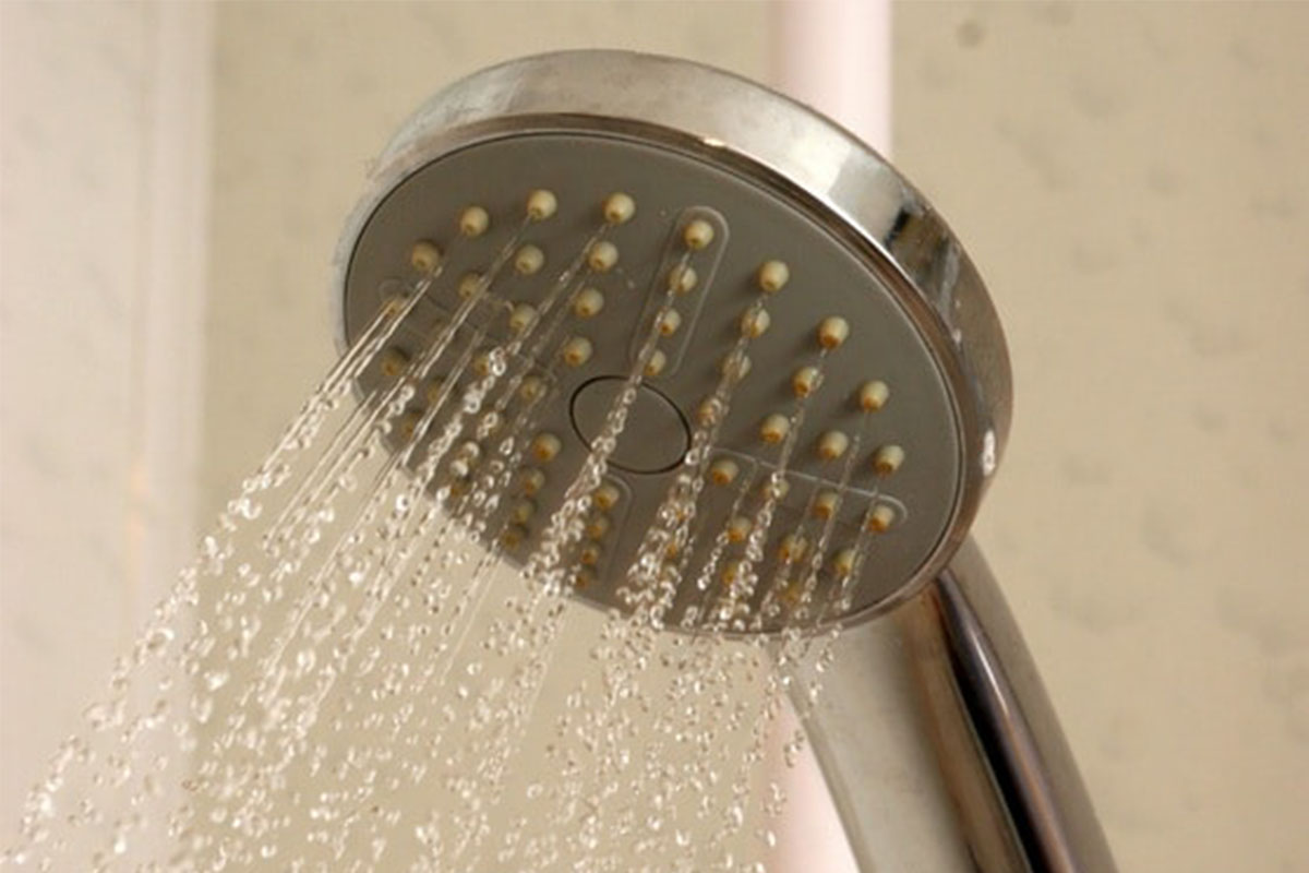 découvrez les inconvénients des chauffe-eaux solaires : coûts initiaux élevés, dépendance à l'ensoleillement, nécessité d'un espace d'installation adapté et limitations en périodes nuageuses. informez-vous pour faire le meilleur choix énergétique.