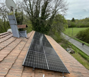 besoin d'un installateur de panneaux photovoltaïques en gironde ? découvrez nos services professionnels pour l'installation de systèmes solaires adaptés à vos besoins. profitez des énergies renouvelables tout en réduisant vos factures d'électricité.