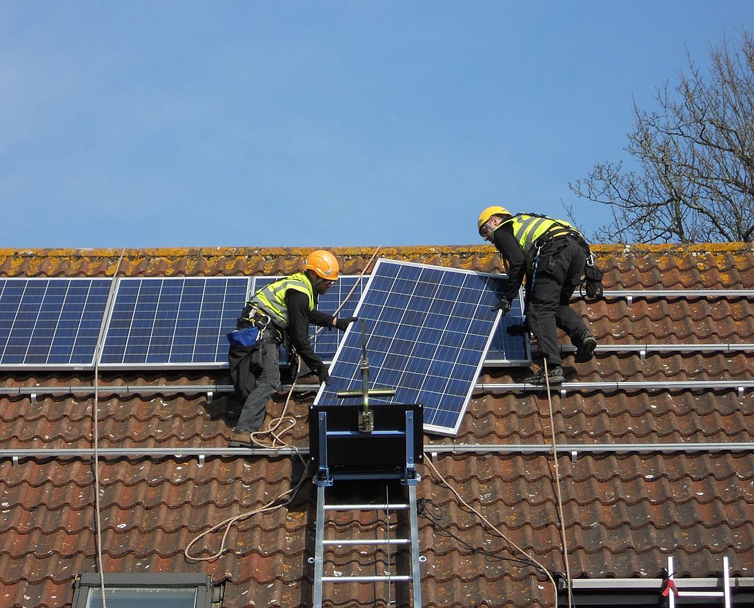 découvrez les experts en installation de panneaux solaires à hohengœft. profitez d'énergies renouvelables et réduisez vos factures d'électricité grâce à des solutions durables et efficaces adaptées à vos besoins.