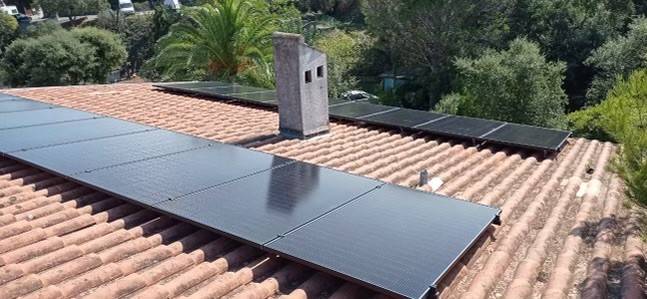 découvrez nos services d'installation rge de panneaux solaires, garantissant efficacité énergétique et performance. faites le choix d'une énergie renouvelable pour un avenir durable.