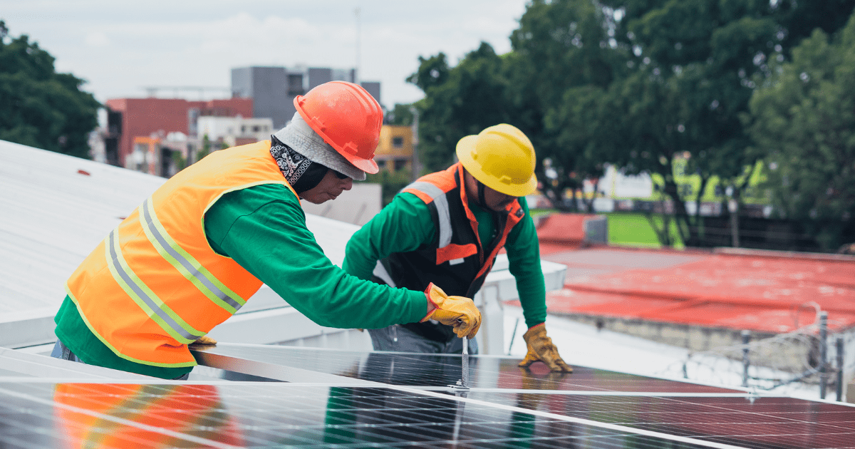 découvrez nos services d'installateur photovoltaïque pour profiter de l'énergie solaire. nous vous accompagnons dans l'installation de panneaux solaires de qualité, adaptés à vos besoins et garantissant des économies d'énergie durables. optez pour une solution écologique et rentable aujourd'hui !