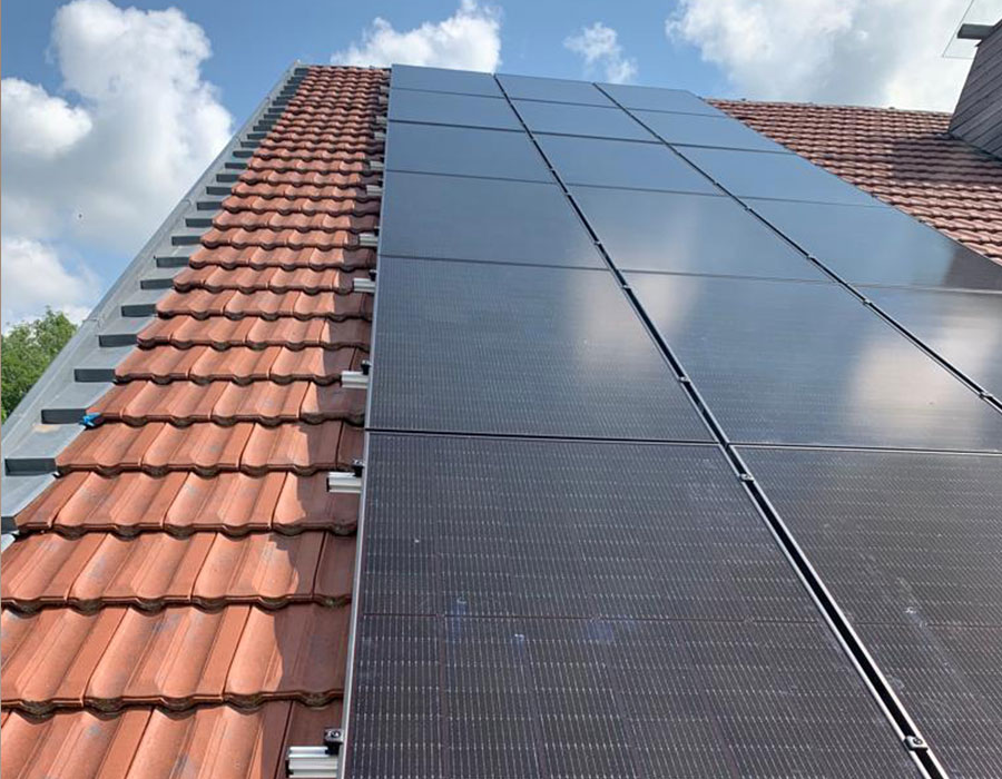 découvrez les services d'un installateur photovoltaïque dans le doubs pour transformer votre énergie solaire en économies durables. profitez d'une installation professionnelle et adaptée à vos besoins pour contribuer à la transition énergétique et réduire votre empreinte carbone.