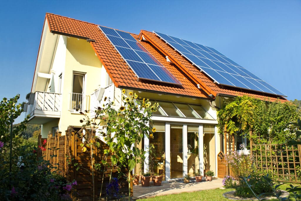 découvrez nos services d'installateur photovoltaïque en rhône-alpes. profitez d'une énergie renouvelable et économique pour votre maison. contactez-nous pour un devis personnalisé et commencez à réduire votre empreinte carbone dès aujourd'hui !