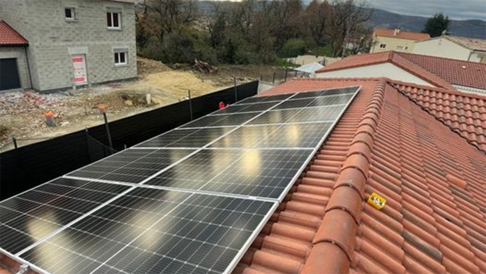 découvrez nos services d'installation de panneaux photovoltaïques en isère. profitez d'une expertise locale pour optimiser votre production d'énergie solaire et réduire votre facture électrique.