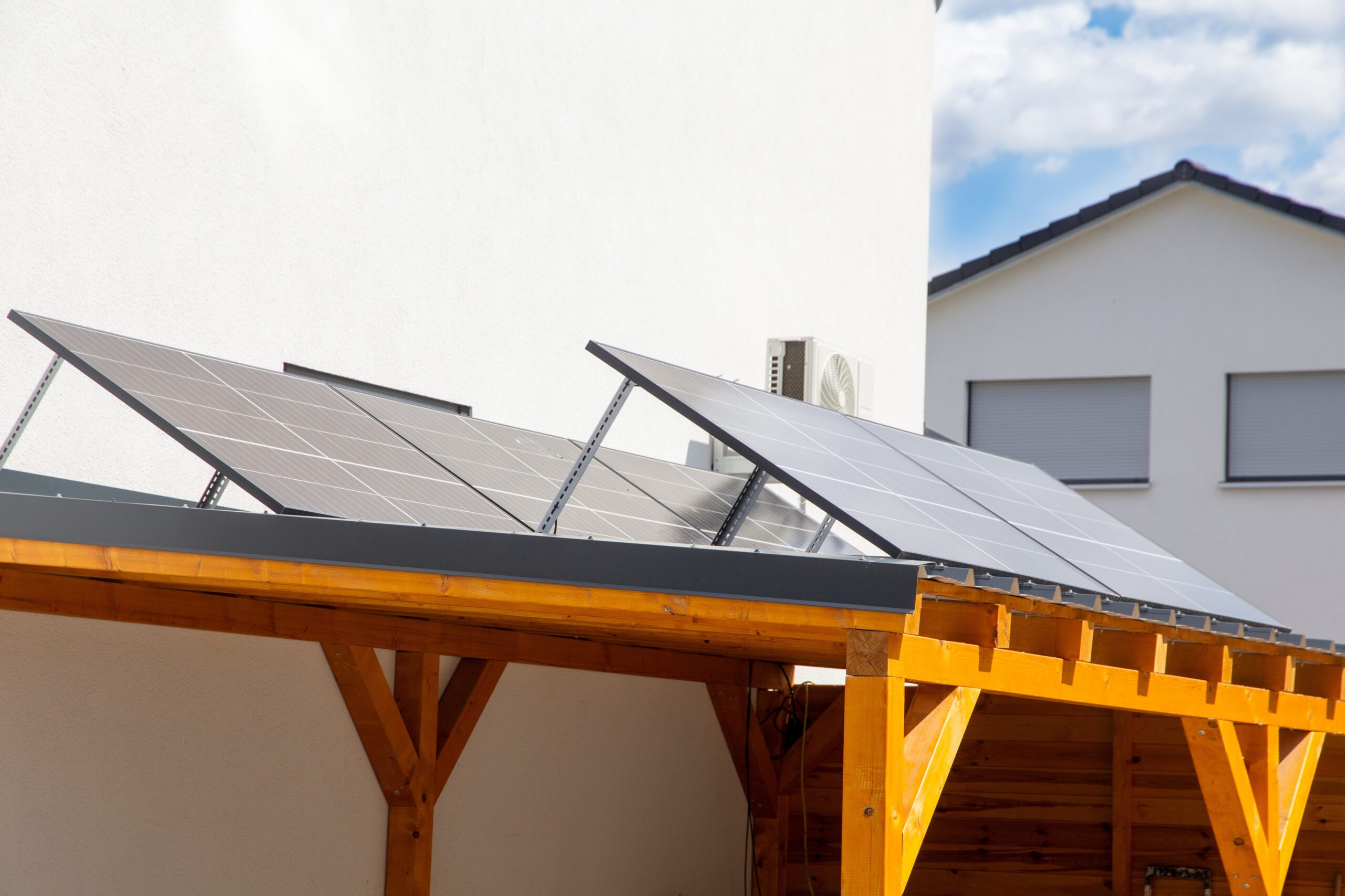 découvrez les meilleurs installateurs de panneaux photovoltaïques à toulouse pour transformer votre maison en source d'énergie renouvelable. profitez d'une installation professionnelle et optimisez votre consommation d'énergie tout en contribuant à la protection de l'environnement.