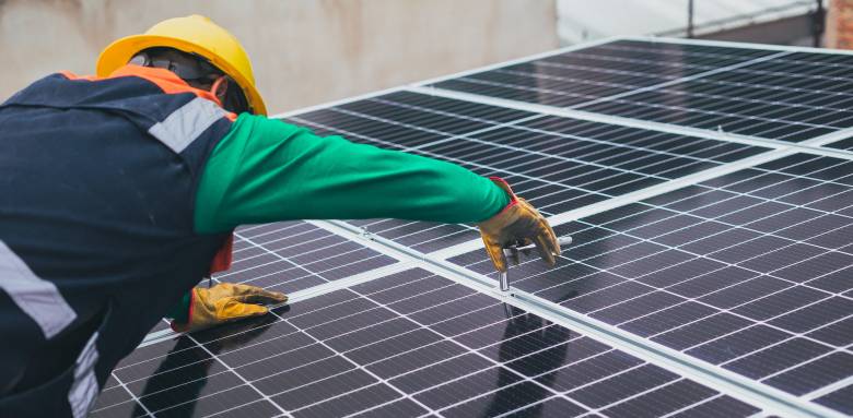 découvrez nos services d'installation par un professionnel rge, garantissant des travaux de qualité pour améliorer l'efficacité énergétique de votre habitat tout en bénéficiant d'aides financières. optez pour un installateur certifié et engagez-vous pour une transition énergétique réussie.
