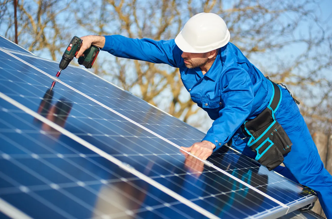 découvrez nos installateurs photovoltaïques certifiés qui vous accompagnent dans la transition énergétique. profitez d'une installation de panneaux solaires sur mesure, durable et efficace pour réduire vos factures d'énergie et contribuer à un avenir plus vert.