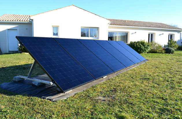 découvrez comment installer des panneaux solaires chez vous pour profiter d'une énergie renouvelable, réduire vos factures d'électricité et contribuer à la protection de l'environnement. suivez nos conseils pratiques et guide étape par étape.