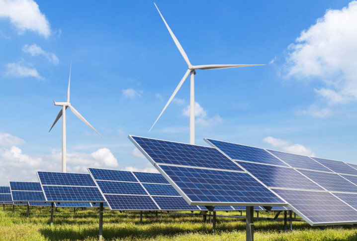 découvrez comment investir dans l'énergie photovoltaïque (pv) pour générer des revenus durables tout en contribuant à la transition écologique. explorez les avantages, les différentes options d'investissement et les conseils pratiques pour maximiser votre retour sur investissement.
