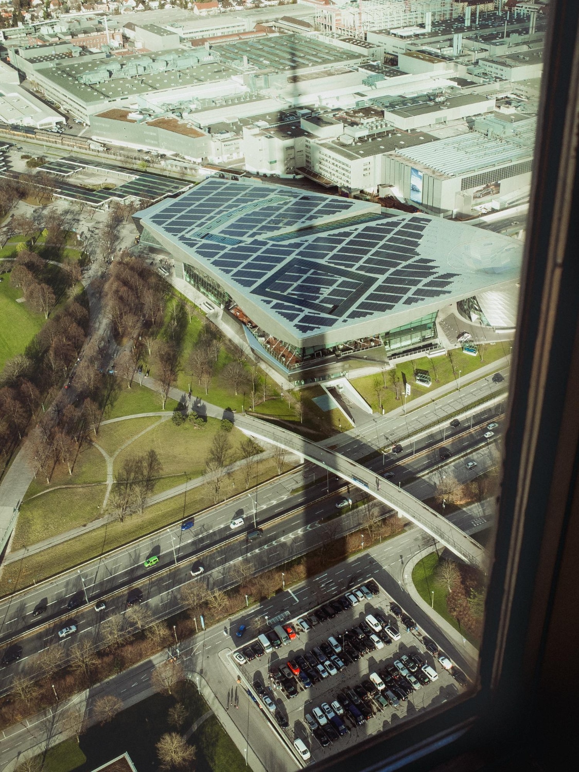 découvrez comment devenir un investisseur dans le secteur des panneaux photovoltaïques (pv) et maximisez votre rendement tout en contribuant à une énergie durable. explorez les opportunités, les bénéfices et les étapes essentielles pour réussir votre investissement dans les énergies renouvelables.
