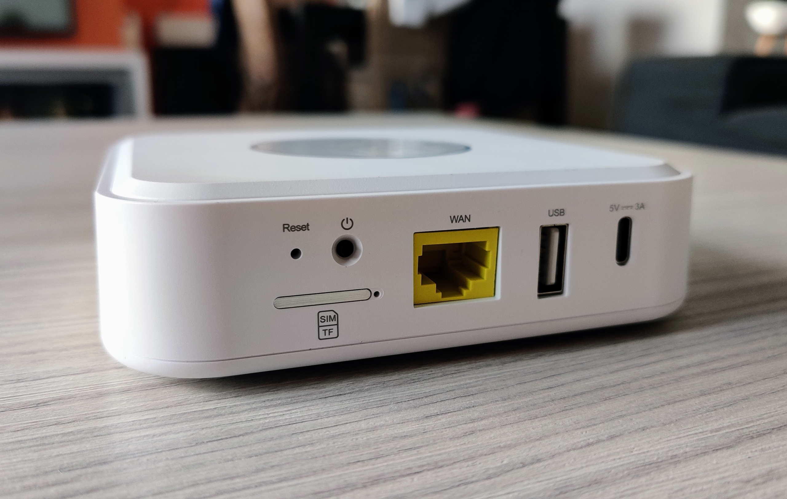 découvrez jeedom, la solution domotique open-source qui vous permet de contrôler votre maison intelligente. gérez vos appareils, automatisez vos routines et profitez d'une interface intuitive pour une maison connectée à votre image.