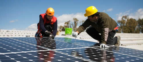 découvrez notre kit photovoltaïque agricole, conçu pour optimiser l'autonomie énergétique de votre exploitation. profitez d'une solution durable et économique pour réduire vos coûts d'électricité tout en contribuant à la transition énergétique.