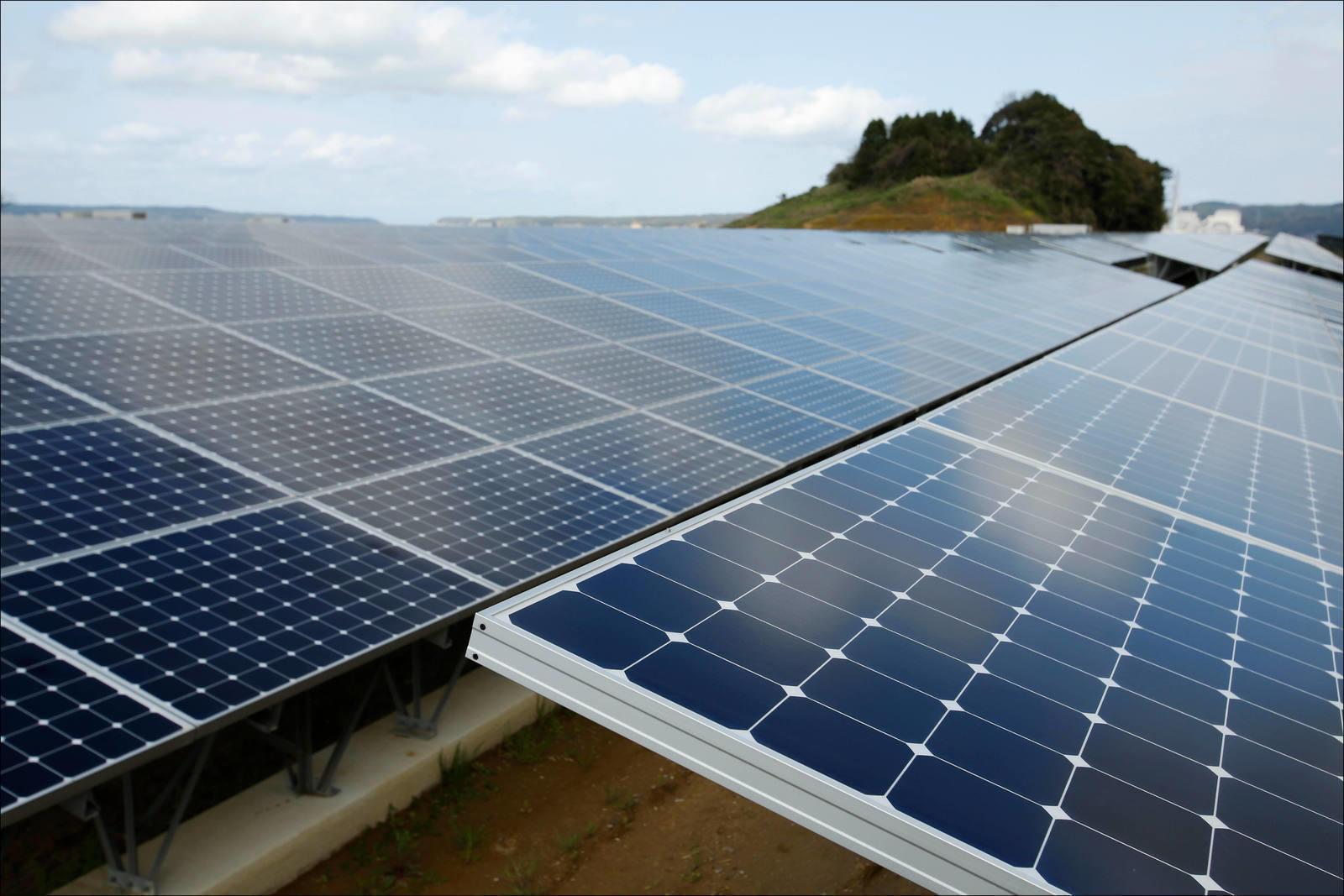 découvrez notre kit solaire en espagne, la solution idéale pour profiter de l'énergie solaire et réduire vos factures d'électricité. facile à installer et adapté à tous les besoins, ce kit vous permettra de produire votre propre électricité tout en préservant l'environnement.
