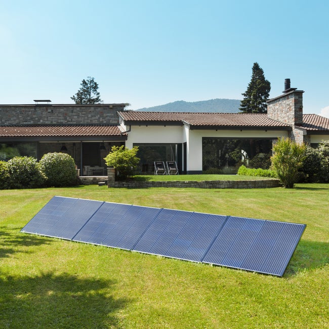 découvrez notre kit solaire maison, une solution éco-responsable et économique pour produire votre propre énergie renouvelable. facile à installer, ce kit vous permettra de réduire vos factures d'électricité tout en contribuant à la préservation de l'environnement. optez pour l'énergie solaire et transformez votre maison en un lieu autonome et durable.
