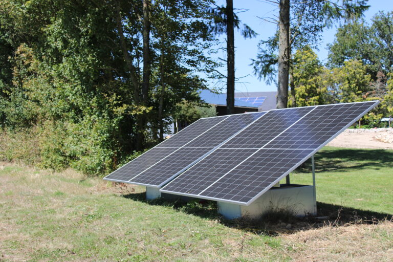 découvrez les kits énergie solaire : leurs avantages pour réduire vos factures d'électricité, préserver l'environnement, et les différentes options disponibles pour s'adapter à vos besoins. optez pour une solution durable et économique dès aujourd'hui.