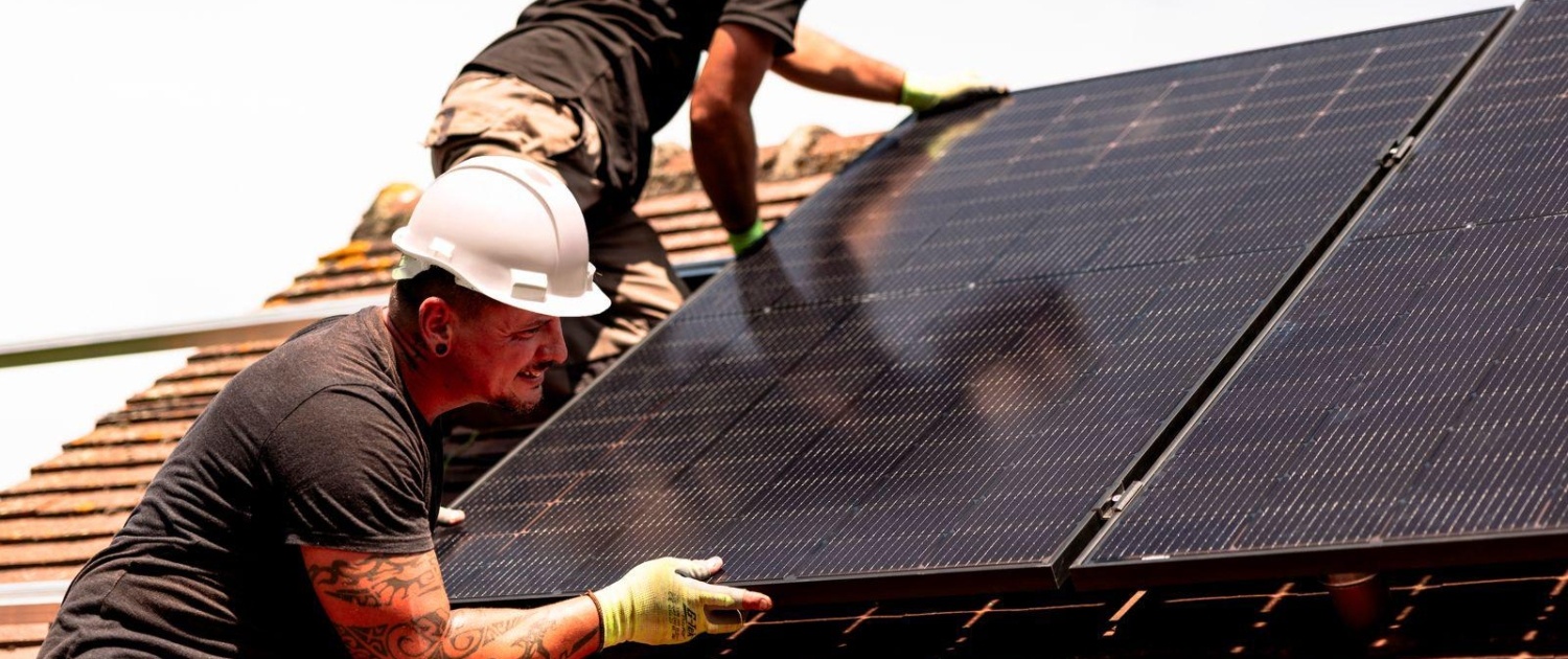 découvrez les leaders du photovoltaïque en france, qui transforment l'énergie solaire en une ressource durable et accessible. explorez les innovations, les technologies et les entreprises essentielles qui façonnent l'avenir énergétique du pays.