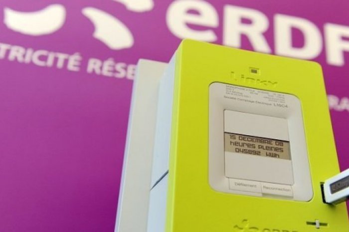 découvrez tout sur le linky clignotant : que signifie-t-il, quelles sont ses implications pour votre consommation d'énergie, et comment réagir face à ce signal. informez-vous pour mieux gérer votre budget énergie.