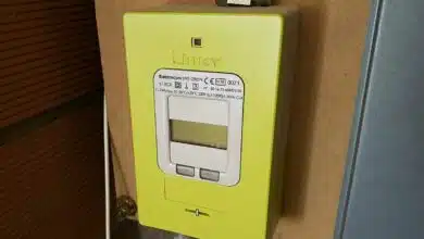 découvrez ce que signifie le clignotement orange de votre linky. apprenez à identifier les problèmes potentiels de votre compteur et comment réagir pour une gestion optimale de votre consommation d'énergie.