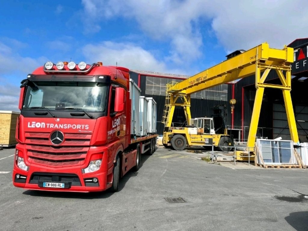 découvrez notre guide complet sur les onduleurs locaux, leur fonctionnement, leurs avantages et comment les choisir pour protéger vos équipements électroniques des coupures de courant et des surtensions.