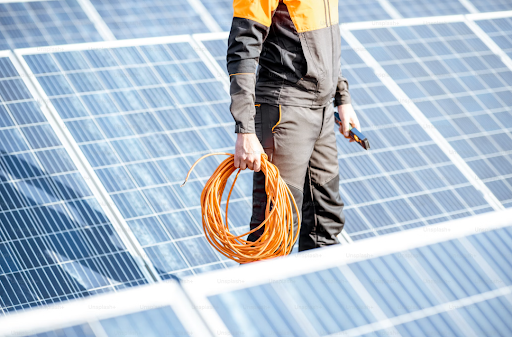 découvrez nos services de maintenance photovoltaïque pour garantir la performance et la longévité de vos installations solaires. profitez d'une équipe d'experts à votre écoute pour optimiser votre production d'énergie et maximiser vos économies.
