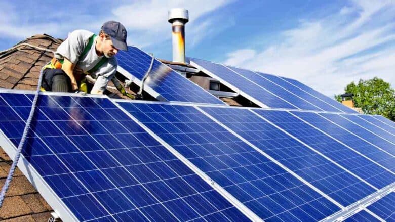 découvrez comment transformer votre maison en un havre écologique grâce aux panneaux photovoltaïques. optimisez votre consommation d'énergie tout en préservant la planète et réduisez vos factures d'électricité avec des solutions durables et innovantes.