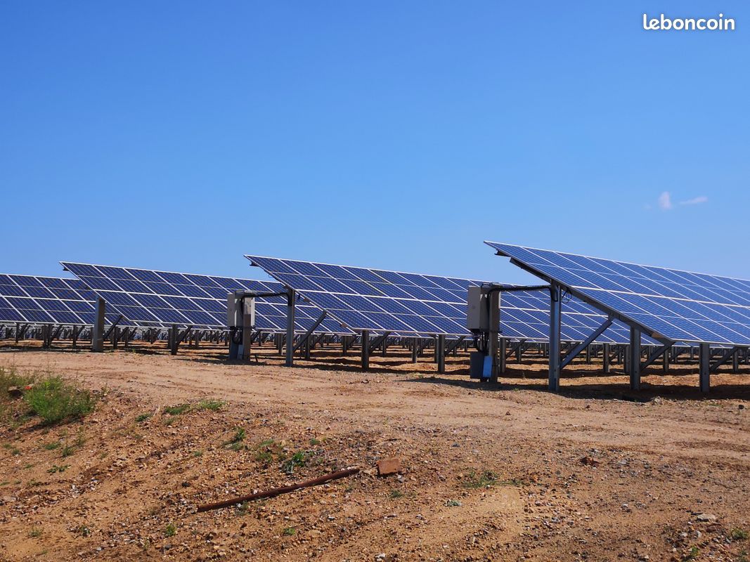 découvrez notre manège équestre solaire, un espace innovant et écologique dédié aux passionnés d'équitation. profitez d'un environnement lumineux et durable pour entraîner vos chevaux tout en respectant l'environnement. rejoignez-nous pour vivre une expérience équestre unique au cœur de la nature.