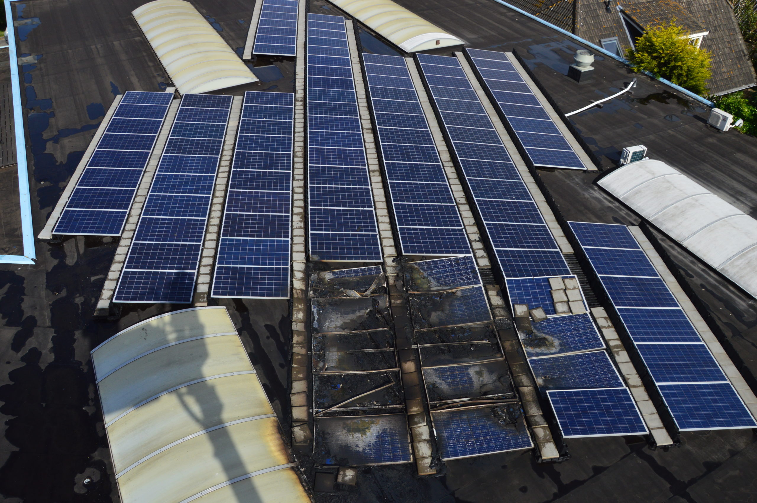 découvrez les matériaux innovants utilisés dans les capteurs photovoltaïques, essentiels pour la conversion de la lumière solaire en énergie. apprenez comment ces technologies durables contribuent à un avenir énergétique plus vert et efficace.