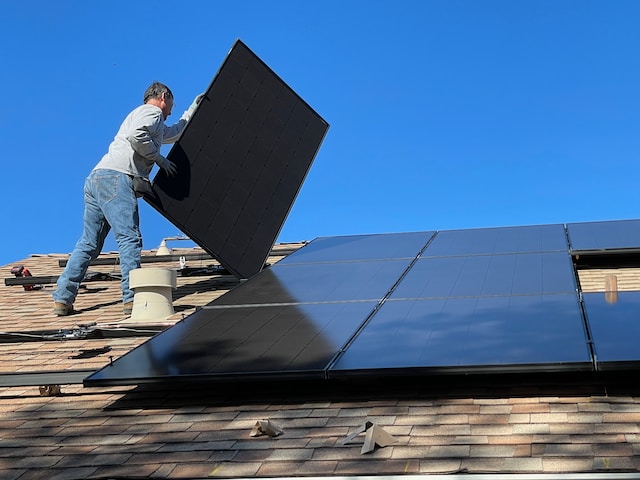 découvrez notre sélection des meilleurs panneaux photovoltaïques pour optimiser votre production d'énergie solaire. comparez les performances, la durabilité et l'efficacité des modèles disponibles sur le marché afin de faire le choix parfait pour votre installation.