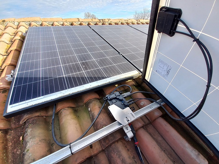 découvrez le micro-onduleur, une solution innovante pour optimiser la production d'énergie solaire. compact et performant, il permet de convertir l'énergie générée par chaque panneau photovoltaïque, maximisant ainsi votre investissement tout en garantissant une efficacité accrue et une fiabilité durable.