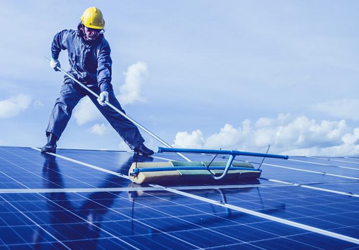 optimisez la performance de votre installation énergétique avec notre service de nettoyage professionnel de panneaux solaires. assurez une production d'énergie maximale en débarrassant vos panneaux de la saleté, de la poussière et des résidus. contactez-nous pour un entretien régulier et prolongez la durée de vie de vos équipements.