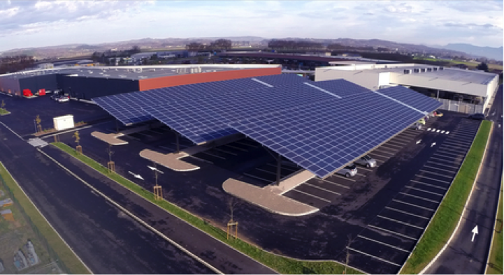 découvrez nos solutions d'ombrières photovoltaïques pour parkings, alliant protection contre les intempéries et production d'énergie renouvelable. optimisez votre espace de stationnement tout en contribuant à la transition énergétique.