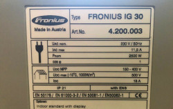 découvrez l'onduleur fronius ig 30, une solution idéale pour optimiser la production d'énergie solaire. fiable et performant, cet onduleur garantit une efficacité maximale et une gestion facile de votre installation photovoltaïque. parfait pour les particuliers et les professionnels soucieux de réduire leur empreinte écologique.
