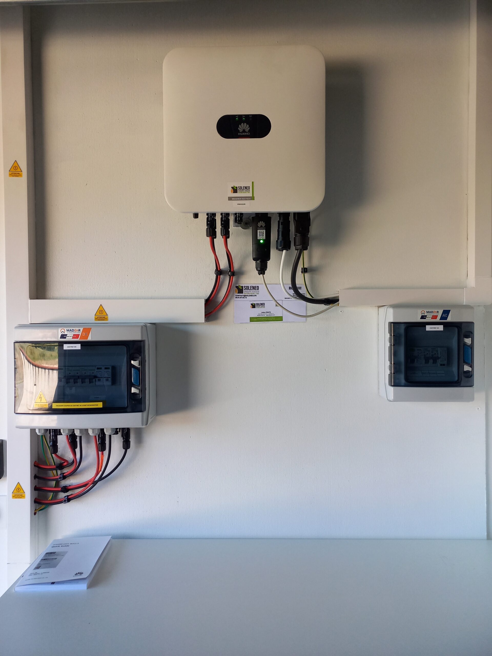 découvrez l'onduleur huawei, un dispositif fiable et performant qui garantit une alimentation ininterrompue pour vos appareils. idéal pour les installations photovoltaïques, il optimise l'efficacité énergétique tout en offrant des fonctionnalités avancées pour un suivi optimal de votre consommation. optez pour la qualité et la durabilité avec les onduleurs huawei.