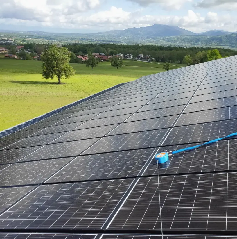 découvrez les panneaux aérovoltaïques, une solution innovante pour produire de l'énergie renouvelable tout en optimisant le chauffage de votre habitat. alliez efficacité énergétique et durabilité avec cette technologie alliant photovoltaïque et aérothermie.
