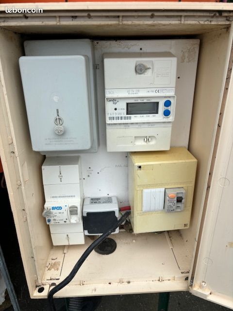 découvrez tout sur le comptage enedis : votre guide pour comprendre les enjeux du comptage d'électricité, les technologies utilisées et comment cela impacte votre consommation. restez informé des évolutions et optimisez votre gestion énergétique.