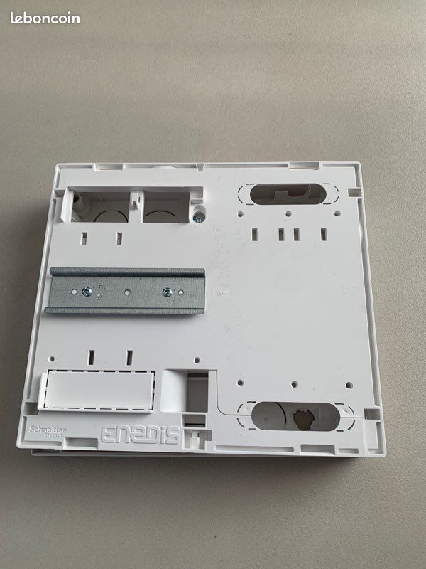 découvrez tout ce qu'il faut savoir sur le panneau linky : ses fonctionnalités, ses avantages, et comment il révolutionne la gestion de l'énergie à domicile. informez-vous sur son installation et son impact environnemental.