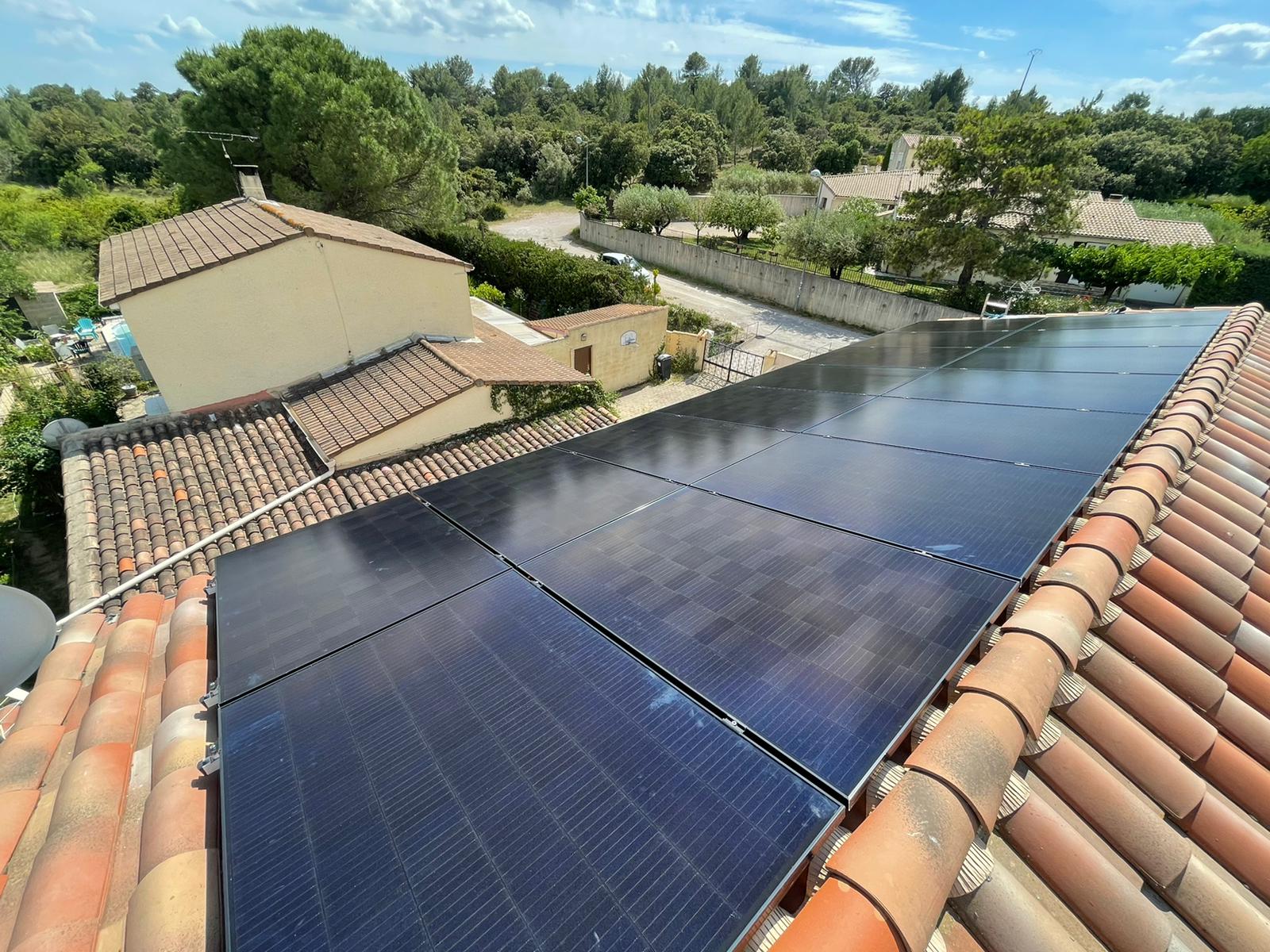 découvrez les panneaux photovoltaïques à nîmes : une solution écologique et économique pour produire votre propre électricité. profitez des avantages de l'énergie solaire tout en contribuant à la préservation de l'environnement. contactez-nous pour des conseils personnalisés et un devis gratuit.