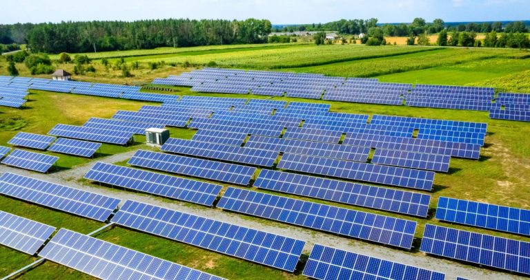 découvrez notre entreprise spécialisée dans l'installation de panneaux photovoltaïques. profitez d'énergies renouvelables et réduisez vos factures d'électricité tout en préservant l'environnement. contactez-nous pour un devis personnalisé et pour optimiser votre consommation énergétique.