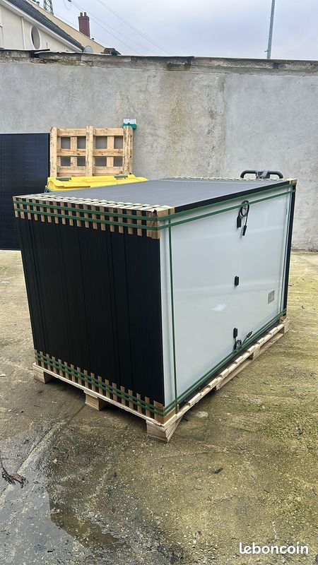 découvrez le panneau soluxtec, une solution innovante pour la production d'énergie solaire. écologique et performant, il s'intègre facilement dans votre projet énergétique et vous aide à réduire vos factures d'électricité tout en préservant l'environnement.