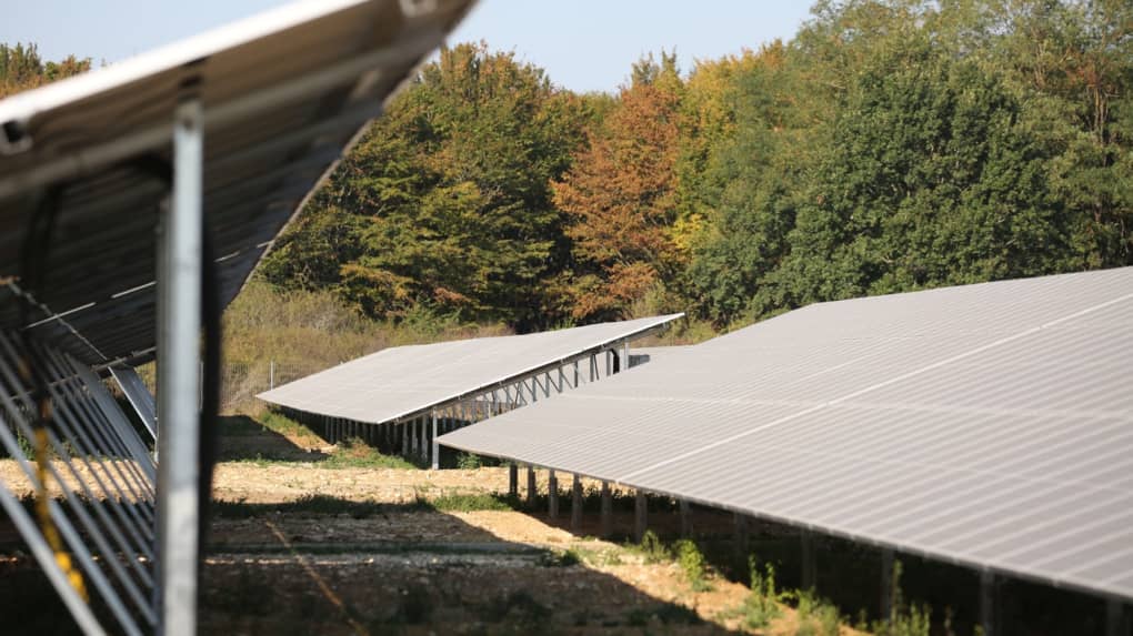 découvrez les innovations et tendances des panneaux solaires en 2025. informez-vous sur les technologies émergentes, les meilleures pratiques d'installation et les avantages écologiques et économiques de l'énergie solaire pour un avenir durable.