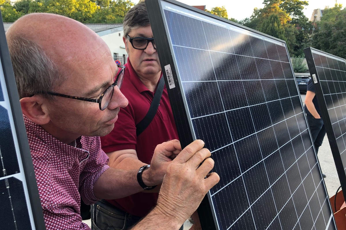 découvrez les panneaux solaires allemands, alliant performance et durabilité. idéaux pour maximiser votre production d'énergie renouvelable, ces panneaux sont conçus selon les normes les plus strictes et garantissent un rendement optimal. optez pour une énergie propre et économisez sur vos factures !