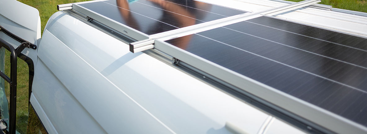 découvrez comment un panneau solaire pour caravane peut transformer vos voyages en offrant une autonomie énergétique optimale. profitez de vos aventures tout en préservant l'environnement grâce à cette solution écologique et pratique.