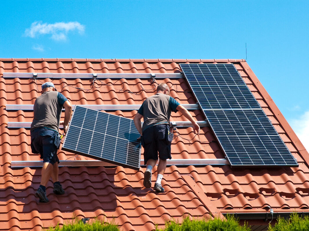 découvrez les avantages d'un panneau solaire chauffe-eau, une solution écologique et économique pour produire de l'eau chaude. optimisez votre consommation énergétique tout en réduisant votre impact environnemental !