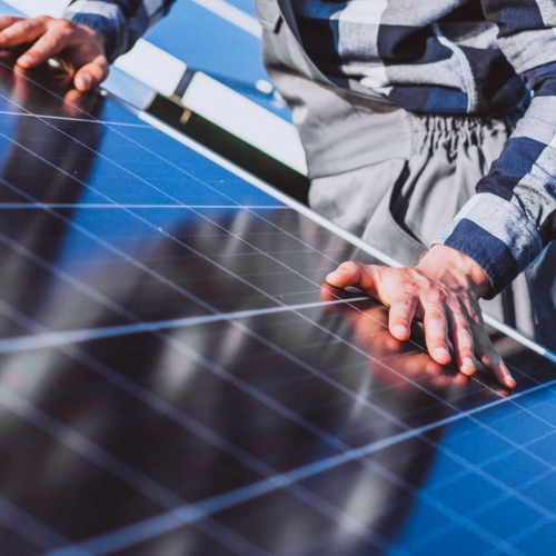 découvrez le panneau solaire dualsun 375w, une solution innovante alliant performance et durabilité pour optimiser votre production d'énergie. profitez d'une technologie de pointe pour maximiser vos économies et participer à la transition énergétique.