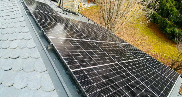 découvrez les panneaux solaires hitachi, alliant performance et durabilité pour une énergie renouvelable efficace. profitez d'une technologie à la pointe pour réduire votre empreinte carbone tout en réalisant des économies sur vos factures d'électricité.